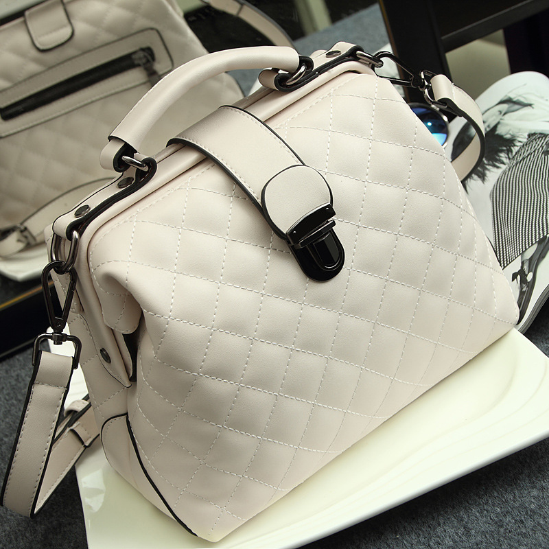 Bolsa Transversal Feminina Ele - Chain Lock Combination avaliação e preço